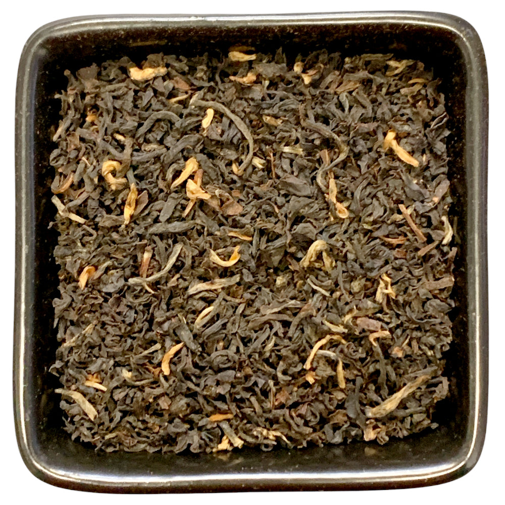 Der „Ostfriesenglut“ aus der TeeWiese ist so, wie er sein soll. Kräftig, gehaltvoll und aromatisch. So lieben die Ostfriesen ihren Tee zur „Teetied“. Sie sagen: „Er steht in der Tasse“.