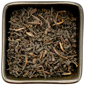 Natürlich aromatisierter, entkoffeinierter Schwarztee mit Bergamotte-Geschmack aus der TeeWiese.

Dieser Schwarztee aus hochwertigem Ceylon-Blatt ist entkoffeiniert. So ist er perfekt für alle, die einen guten Earl Grey genießen möchten, aber auf Koffein verzichten möchten oder müssen. Schonend mit der CO2-Methode entkoffeiniert.