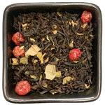 Aromatisierter Schwarztee mit Johannisbeer-Geschmack aus der TeeWiese.

Die harmonische Verbindung von roten Johannisbeeren und Schwarztee ist ein Paradebeispiel dafür, wie sich natürliche Zutaten gegenseitig ergänzen können, um ein vollkommenes Geschmackserlebnis zu schaffen.