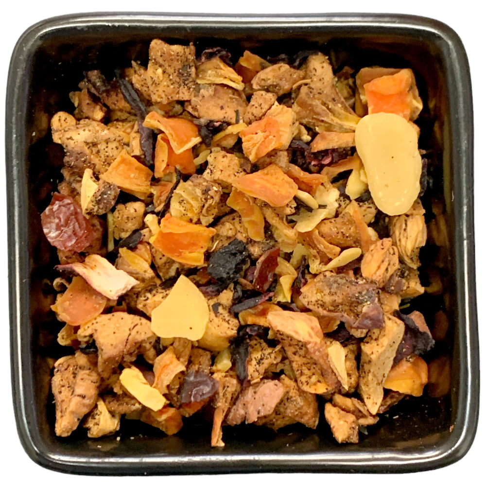 Aromatisierter Früchtetee mit Vanille-Marzipan-Geschmack aus der TeeWiese.

Der Tee, der die beiden Leckerschmecker Marzipan und Vanille zusammen bringt, versetzt uns automatisch in die Winterzeit. Viele Apfelstücke lassen ihn nicht so sauer werden und die Vanille verleiht ihm eine schöne Cremigkeit.