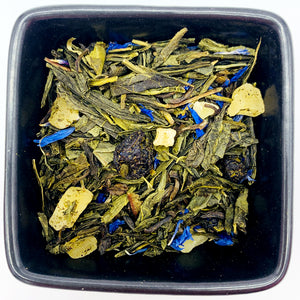 
                  
                    Aromatisierter Grüntee mit Blaubeere-Mango-Geschmack aus der TeeWiese.  Eine ausgewogen liebliche Mischung mit der Süße von Blaubeeren und Mango ist dieser Tee ein vorzüglicher Nachmittags-Tee.
                  
                